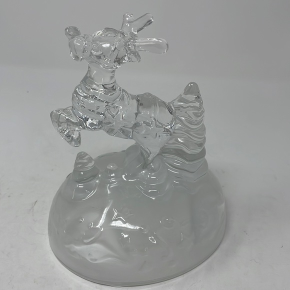 Beautiful Crystal Reindeer Christmas Winter 6.5 Height x 5.5” Width - Picture 1 of 10